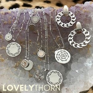 VANESSA MOONEY // ltd ed vm the royals collection logo pendant silver necklace